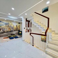 Căng Quá !! Nhà Riêng Tại Kỳ Đồng, 50M2, 3 Phòng Ngủ 2 Tầng Hàng Hot/Giá Ngộp Chỉ 1 Căn Shr Liên Hệ: 0378718030