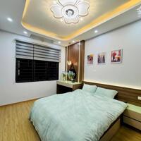 Bán nhà đẹp đường Kim Giang, gần ô tô tránh, gần KĐT Đại Kim, 32m2, 5 tầng, giá 6.85 tỷ.