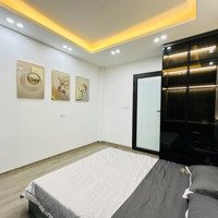 Hot Hot Hot Bán Nhà Đẹp Ngõ Văn Hương 26M2 , 5 Tầng , 2 Thoáng Trước Sau , Giá Đẹp 4.95Tỷ