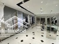 Cho Thuê Nhà Mặt Phố Nguyễn Văn Cừ, Diện Tích: 115M2X4 Tầng, Có Hầm Và Tum, Phù Hợp Showroom