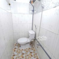 Phòng Có Gác Rộng 15M2 Giá Bán 1, 3 Triệu Phòng Có Gác Rộng 16M2 Giá 1, 4 Triệu