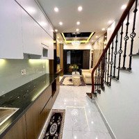 Cực Hiếm! Hoa Hậu Ba Đình, Hàng Xóm Lăng Bác, Nội Thất Đẹp Long Lanh, 30M2, Giá Chỉ 5.58 Tỷ