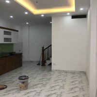 Bán Nhà Riêng Tại Thanh Lân, 5,6 Tỷ, 48M2, 4 Phòng Ngủ 4 Vệ Sinh Hướng Đông Nam