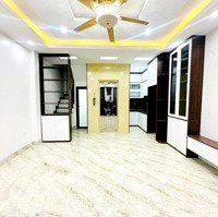 Bán Nhà Xuân Thủy, Lô Góc, 2 Thoáng, 40M2*6 Tầng, Thang Máy, Ô Tô Đỗ Cổng.