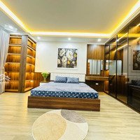 Xây Mới 5 Tầng Full Nội Thất, Đủ 3 Ngủ,Mặt Tiền Vip. Chỉ Có 8,3 Tỷ ( Có Thương Lượng).