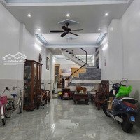 Bán Nhà Mtkd Chợ Sơn Kỳ. Q. Tân Phú. Nhà 3 Tầng, Dt: 4X16M, Vuông Vức Chính Chủ