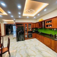 Biệt Thự - Tân Sơn Nhì Tân Phú, Đẹp Lung Linh - 2 Ô Tô Ngủ Trong Nhà - 120M2