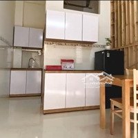 Căn Hộ Full Nội Thất Decor Siu Chill Gần Chợ Hoàng Hoa Thám Tách Bếp