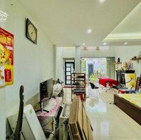 Nhà Cho Thuê 33 Triệu Đường Hòa Mỹ - Quận 1. Giá Bán 3 Tỷ550/74.8M2 Thông Ra Đinh Tiên Hoàng 50M