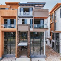 Villa View Hồ The 9 Stellars Sát Tuyến Metro 150 Triệu/M2 Giá Đợt Đầu Sơn Kim Land Vay 0 Gốc, 0 Lãi