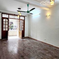 Chính Chủ Bán Nhanh Căn Hộ Chung Cư 2 Tầng 140M2 Sàn + 70M2 Mái Ngọc Lâm Long Biên - Giá Bán 5,2Tỷ