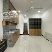 Căn Hộ 1 Phòng Ngủban Công Cho Thuê Quận 10 Gần Vạn Hạnh Mall, Đh Hoa Sen