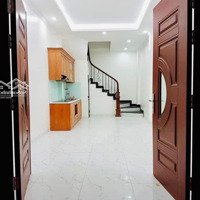 Nhà Riêng 4 Phòng Ngủ 4 Vệ Sinhtại Ô Cách, Việt Hưng, Long Biên, 6 Tỷ, 35M2 Hàng Hot Đẹp