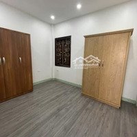 Bán Nhà Chỉnh Chủ Phan Đình Giót,Thanh Xuân,40M*5Tầng,Nhỉnh 6Tỷ,Sát Phố,100M Ra Giải Phóng