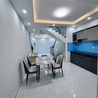 Bán Nhà Tân Phú - Gần Đầm Sen - 40M2 Nở Hậu - Sát Mặt Tiền - Tặng Full Nội Thất -3Ty980