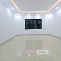 Giải Phóng, Nhà Xây Mới Đét, 38M2, 5 Tầng, Mặt Tiền 4.8M, Chỉ Nhỉnh 6 Tỷ.