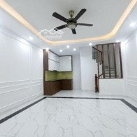 Giải Phóng, Nhà Xây Mới Đét, 38M2, 5 Tầng, Mặt Tiền 4.8M, Chỉ Nhỉnh 6 Tỷ.