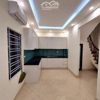 Hoàng Văn Thái Căn Hộ Dv, Cao C Ấp Thang Máy Xịndiện Tích45 M2 5 Tầng Ngõ Thông 13 Tỷ Doang