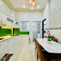 Cuối Năm Cần Bán Gấp Nhà Đẹp Hai Bà Trưng, Quận 3 44M2