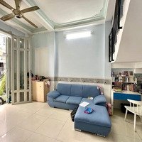 Cần Tiền Bán Nhà Nguyễn Đình Chiểu, Phường 5, Quận 3Diện Tích64M2. Liên Hệ: 0932861530 Vân