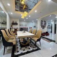 Chính Chủ Gửi Em Bán Căn Hộ Penhouse 180M2 Tòa G3 Ciputra Hà Nội