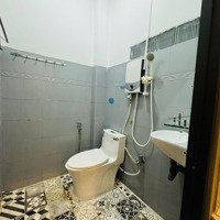 Cho Thuê Duplex Gác Cao- 1 Phòng Ngủtách Bếp Ban Công Ngay Cầu Lê Văn Sỹ. Giá Hạt Dẻ. Ko Giới Hạn Người Ở