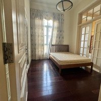 Bán Căn Hộ 4N 3 Vệ Sinhdiện Tích 190M2 Tại Toà B The Manor Mễ Trì. Lh Xem Nhà Gọi Trc 30P 0868678694