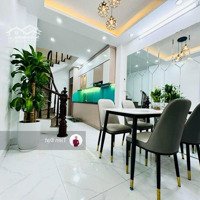 Bán Nhà Tại Phố Láng Hạ 28M2 , 6T Giá Bán 6,8 Tỷ Thương Lượng, Nội Thất Xịn Ở Ngay.