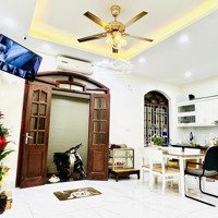 Bán Nhà Phố Bạch Đằng, 15M Mặt Phố, Bề Thế Khi Sở Hữu: 62M2, 3T,Mặt Tiền6,1M. Sđcc. Ở Ngay