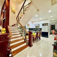 Bán Gấp Nhà Đẹp 3 Tầng Sát Biển -Mặt Tiềntống Duy Tân - Hoà Minh -Diện Tích100M2 - 4 Phòng Ngủchỉ 5 Tỷ Xx