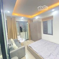 Bán Gấp Chung Cư Mini 30M2 Phạm Ngọc Thạch, Vị Trí Đắc Địa, Full Nội Thất Xịn Xò, Thang Máy Vù Vù