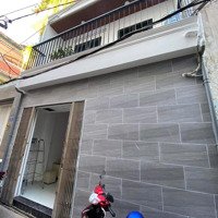 Cho Thuê 7 Triệu/ Tháng, 30M2, 1 Trêt 1 Lầu Nhà Mới Ở Ngay Lê Thiệt Q. Tân Phú Liên Hệ: 0983561002