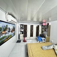 Đất Long Biên, Sẵn Nhà C4, 2 Ngủ, 52M2, Ô Tô Đỗ Cửa, Chỉ 5 Tỷ Hơn