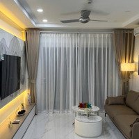 Chính Chủ Bán Căn 117,6M2 Tầng Trung, 3Pn-2Vs. Full Nội Thất Đẹp. Cửa Đ Ban Công T.