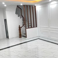 Bán Gấp Nhà 5 Tầng Đường Giáp Bát, Nhà Vừa Xây, Cực Đẹp