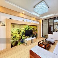 Bán Nhà Riêng Phố Thịnh Quang 55 M2 X 6 Tầng Ô Tô Vào Nhà Chủ Nhà Tặng Lại Nội Thất Chỉ 11.9 Tỷ