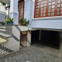 Cho Thuê Nhà Nguyên Căn 10X20M, 1 Hầm 2 Lầu 8 Phòng, Nhà Trống Mới Sơn