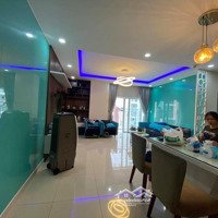 Cho Thuê Căn Hộ 3 Phòng Ngủ 2 Vệ Sinh106M2 Oriental Plaza Full Nội Thất - 17 Triệu - Liên Hệ: 0707913018