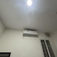 Cho Thuê Căn Hộ Tập Thể Tầng 1 - 90M2, Sửa Mới, 3 Pn, 2Vs, Phố Lương Đình Của, Hà Nội