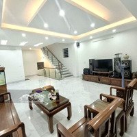 Bán Nhà Việt Hưng 51M2 Ngõ Thông Ra Vinhomes, Có Gara Oto, Chỉ 10. X Tỷ