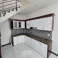 Bán Nhà Riêng Tứ Liên - Tây Hồ, 5,6 Tỷ, 30M2, 5 Tầng, 3 Phòng Ngủ 4 Vệ Sinh Pháp Lý Đầy Đủ, Giá Cực Chất