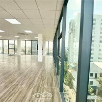 Cho Thuê Văn Phòng 100M2 Quận 1 - Vị Trí Đắc Địa, Giá Cạnh Tranh