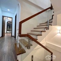 Bán Nhà Riêng Giá Tốt Tại Hồ Tùng Mậu, 8,9 Tỷ, 40M2, 4 Phòng Ngủ 5 Vệ Sinh Cầu Giấy, Hà Nội