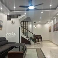 Bán Nhà Tư Đình 42M2 X 5T Hơn 6 Tỷ. Nhà Đẹp Ở Luôn Full Nội Thất