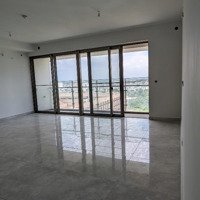 Bán Căn Hộbán Căn Hộ Midtown Phú Mỹ Hưng Q7 .Diện Tích 129M2. 3 Phòng Ngủ 2 Vệ Sinh.nt Chủ Đầu Tư. Giá Bán 13,49 Tỷ .