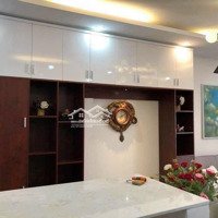 Gia Đình Bán Ch Cao Cấp M - One Gia Định Cần Bán 70M2, 2 Phòng Ngủ 2 Vệ Sinh Có Bancon Và Sh. Giá: 4. Tỷ Tl