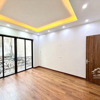 Bán Nhà Riêng Tại Đường Láng, 13,5 Tỷ, 55M2, 4 Phòng Ngủ 3 Vệ Sinh Pháp Lý Đầy Đủ