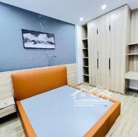 Nhà Mới/ Nguyễn Văn Cừ/ 69/72 M2. /15.9 Tỷ / 7 Tầng Thang Máy/Lô Góc Thoáng