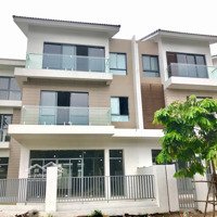 Cho Thuê Biệt Thự Cao Cấp View Hồ An Vượng Villa Dương Nội Hđ 160M2, Có Thang Máy Mới Tinh. 50 Triệu/Th