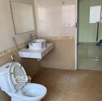 Chính Chủ Cho Thuê Sàn Vp Dtxd 90M2 Ngõ 4 Phương Mai, Cách Bv Bạch Mai 150M Giá Bán 16 Triệu